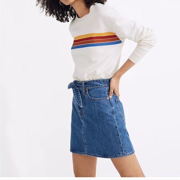 Madewell Rigid Denim Straight Mini Skirt in Haydel Wash: Tie-Waist Edition 28 - Picture 3 of 11